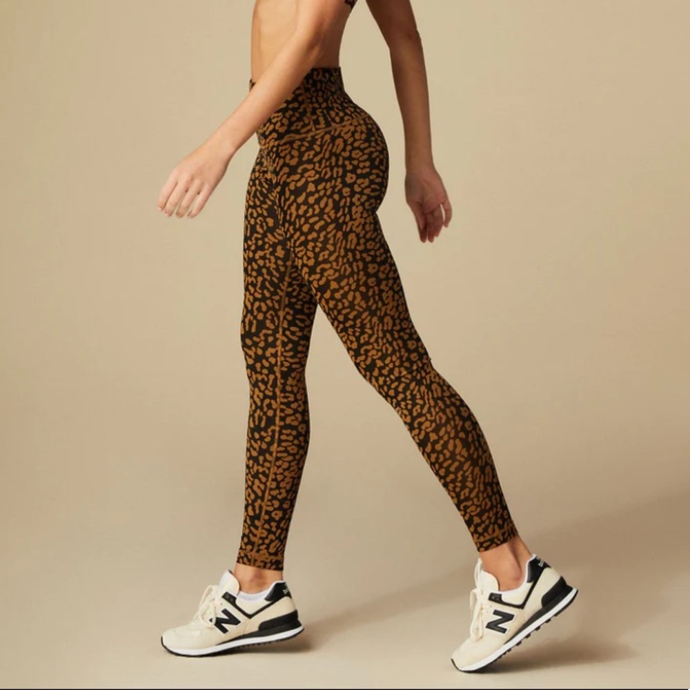 Tan Lines by Sivan Ayla Temescal Cyn Bronze Cheetah Leggings Size Small